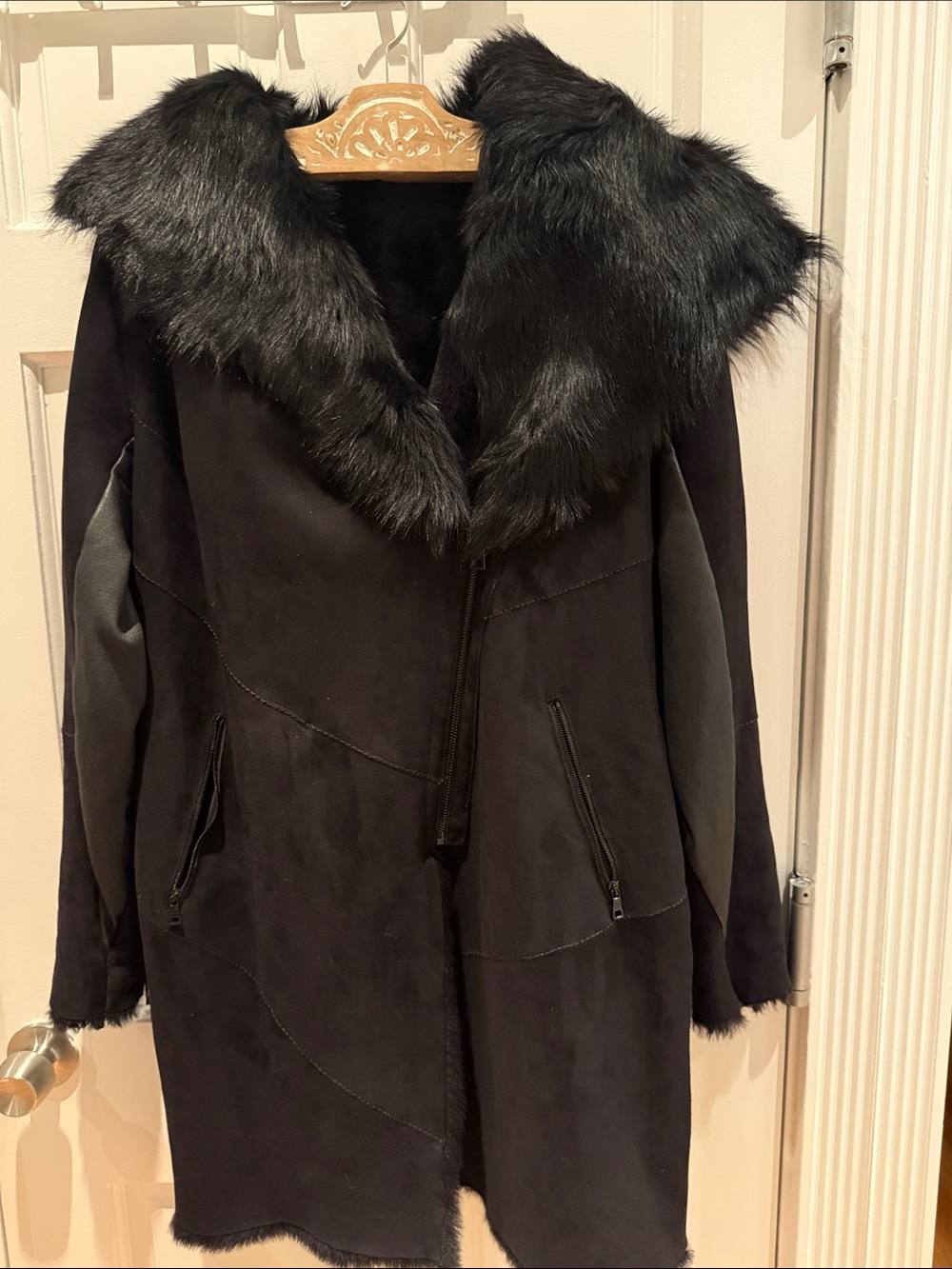 Women's HSO Canada Sherling suede jacket with hood.